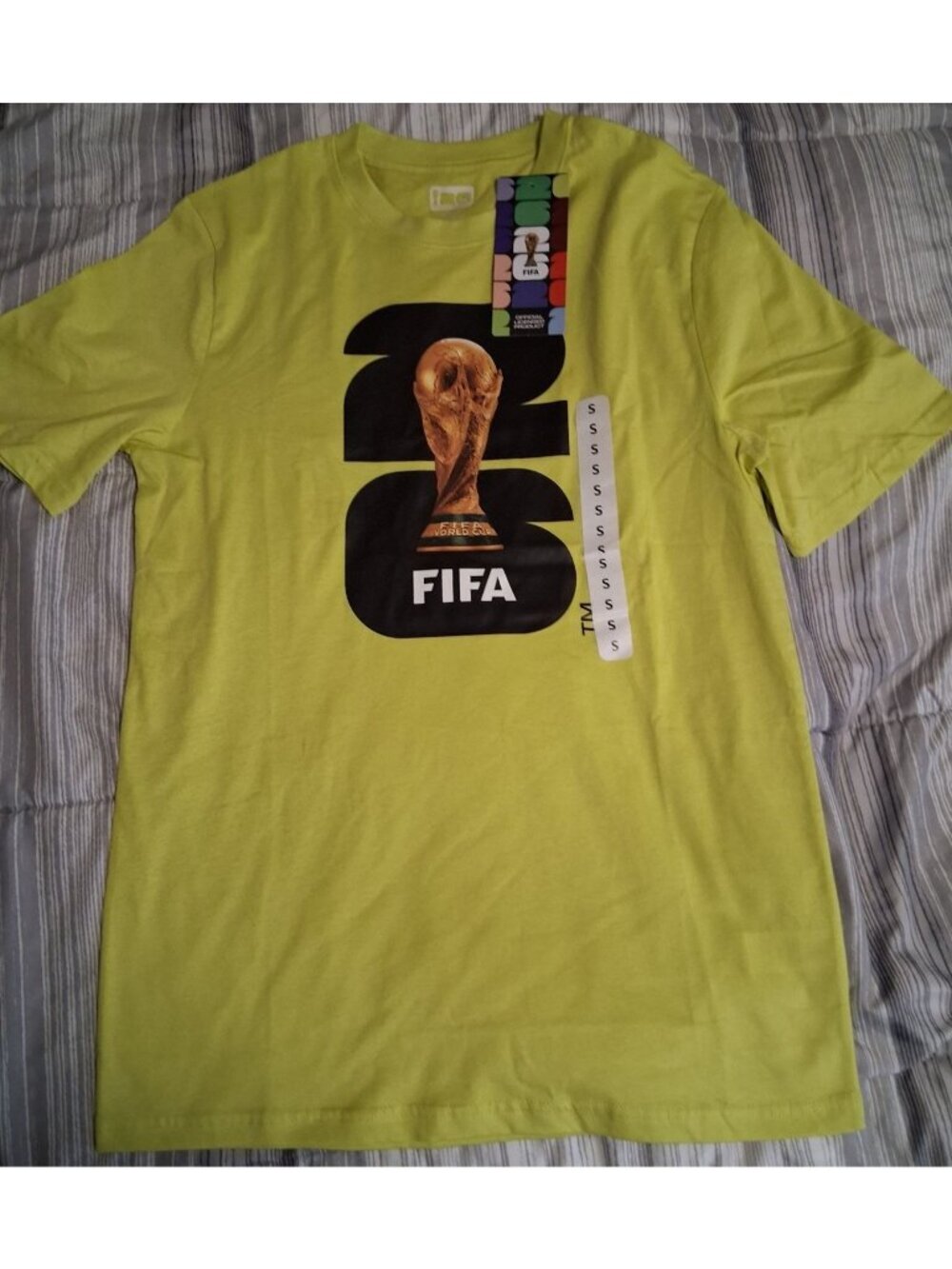 NWT Fifa World Cup 2026 100% Cotton T-Shirt Yellow Green Size Small MSRP $19.99